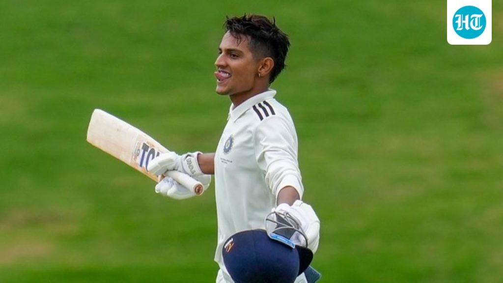 Duleep_Trophy_1791611336818_UMvr_1791611344239_RDad_bad3b5bf-2ff0-4b91-8780-14ca78bc50f5_G1zF