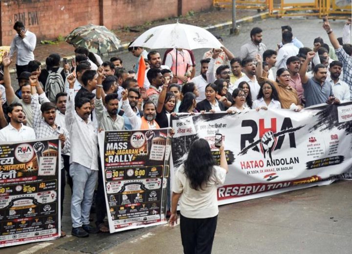 India-may-have-transformed-in-the-seven-decades-si_1791226258299_6Dit