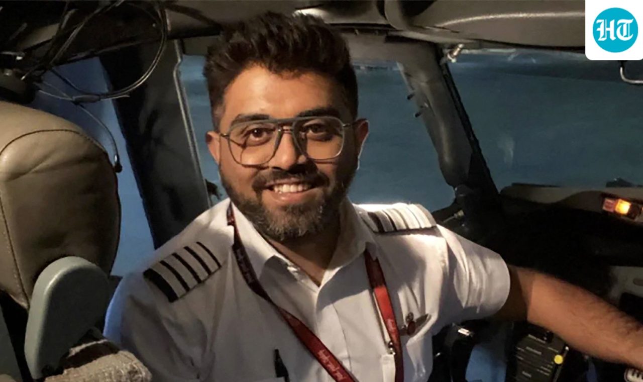TOPSHOT-ISRAEL-SAUDI-UAE-TRANSPORT-AVIATION