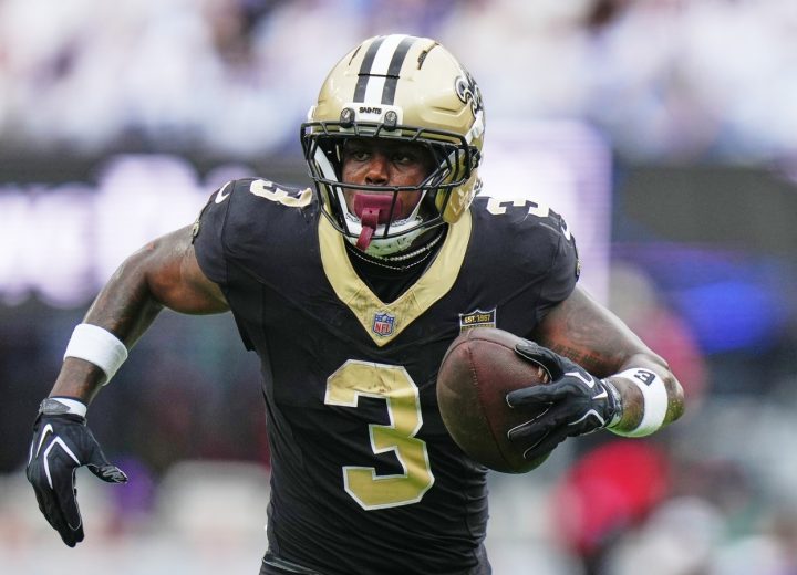 Saints-Ravens-Football-2_1790549704805_Sp5I_1790549733853_5cKi_2a073a89-b75f-47c2-955f-628672c0450e_3RQn
